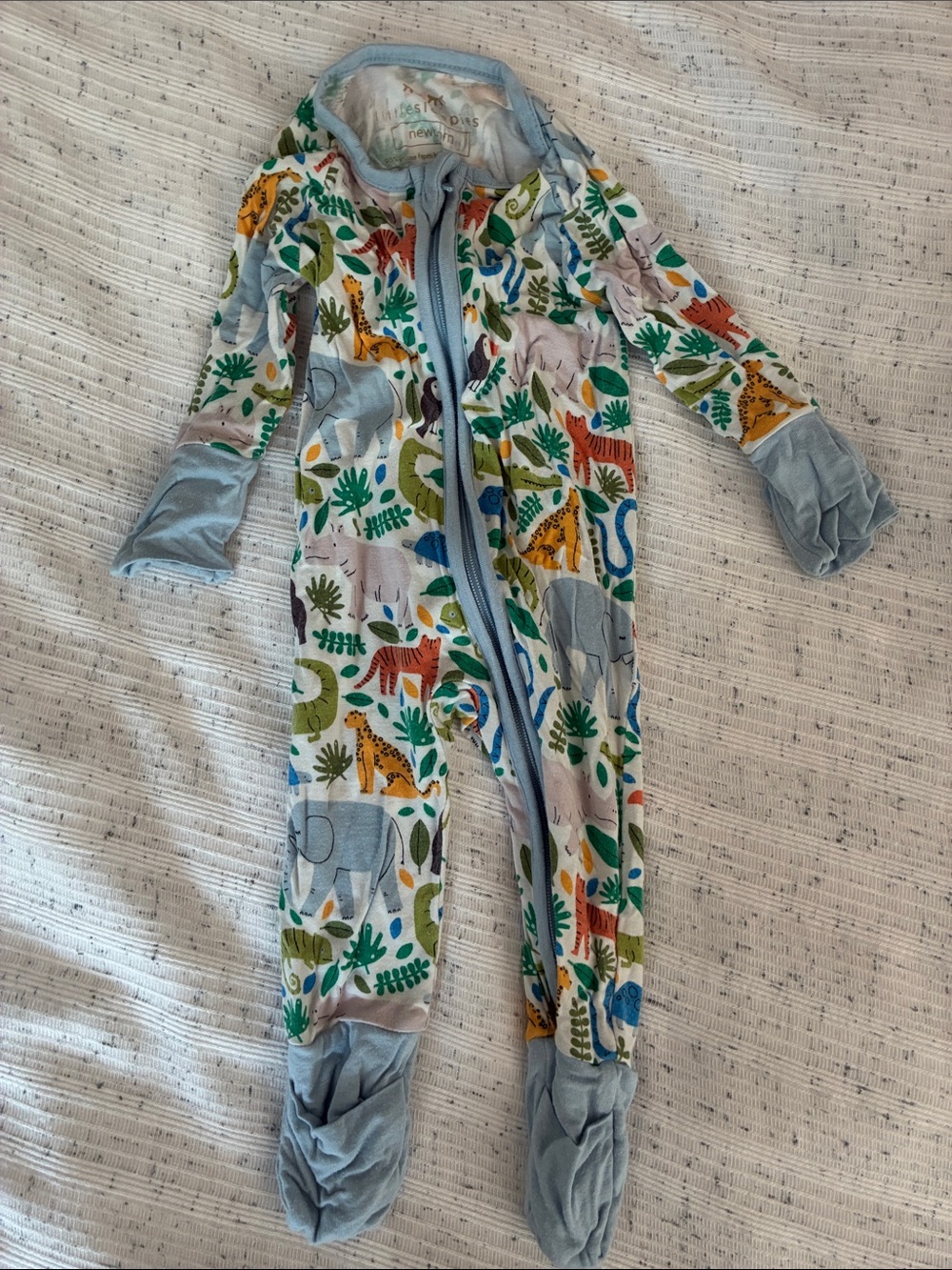 Little Sleepies NB zippy